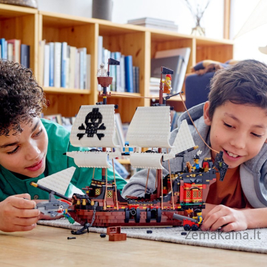 LEGO Creator 31109 Piratų laivas 3