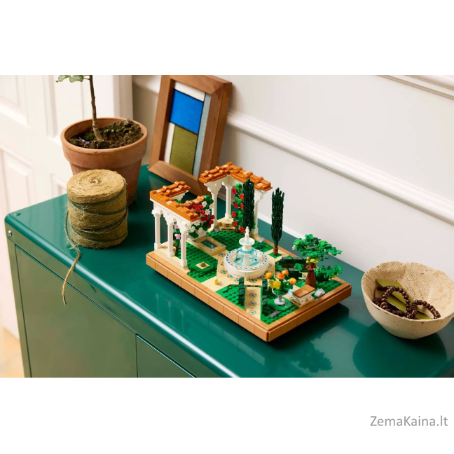 LEGO ICONS 10359 Fountain Garden 10
